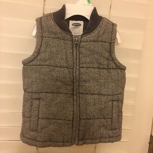 Old Navy toddler boy’s vest- 18-24 Months